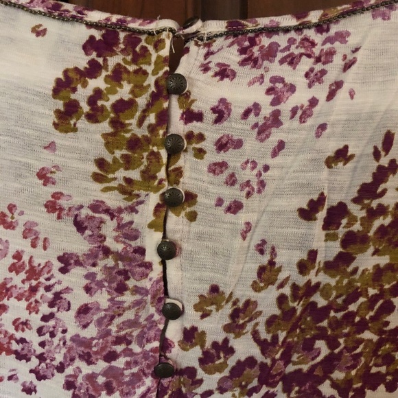 Lucky brand cold shoulder, flowy top sz small - Picture 3 of 5